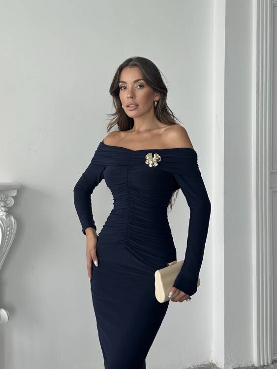 Grace Broş Detaylı Elbise - Lacivert - 2